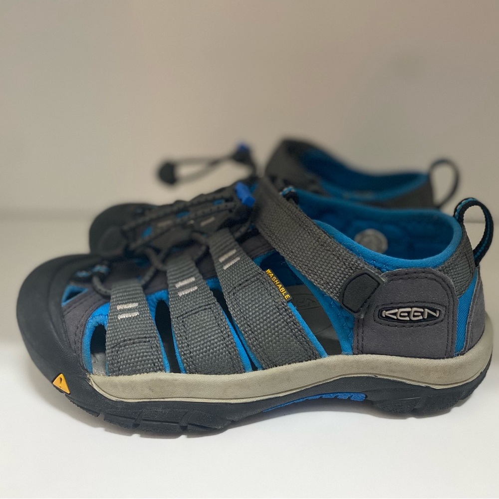 Keen Newport H2 Kids Size 1Y Gray/Blue Water Outdoor Sandals Shoes